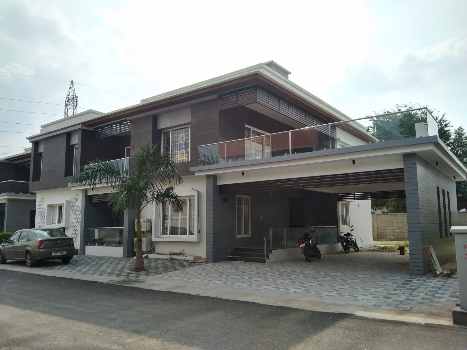 Apartments & Villas